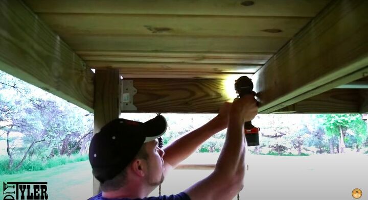 build a diy jungle gym that will make you the talk of the town, Add Angle Brackets