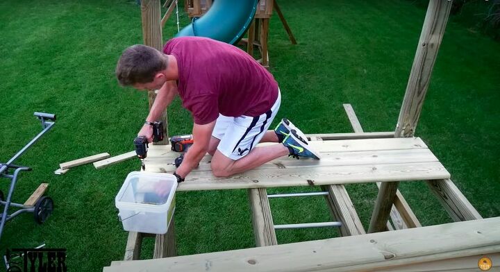 build a diy jungle gym that will make you the talk of the town, Add the Deck