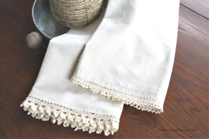 como fazer uma toalha de cozinha diy com uma linda borda de croch