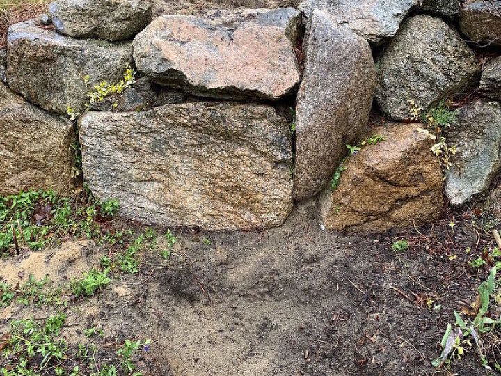 q have rock wall hole above hole below for small ponds w