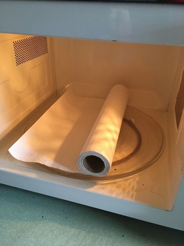 q can i use vinyl top liner on the glass plate of my microwave