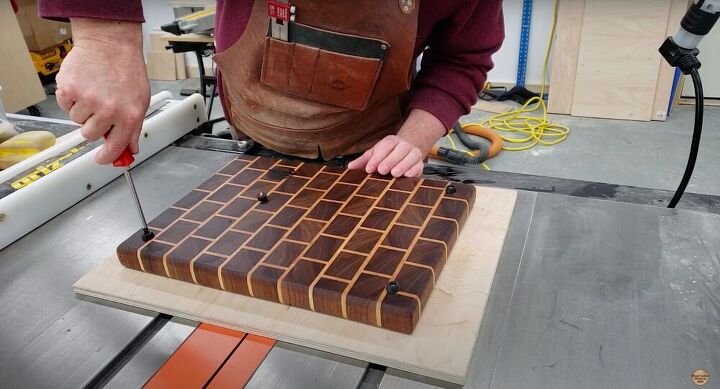 how to create a stunning brick wall end grain cutting board, Screw on the Feet
