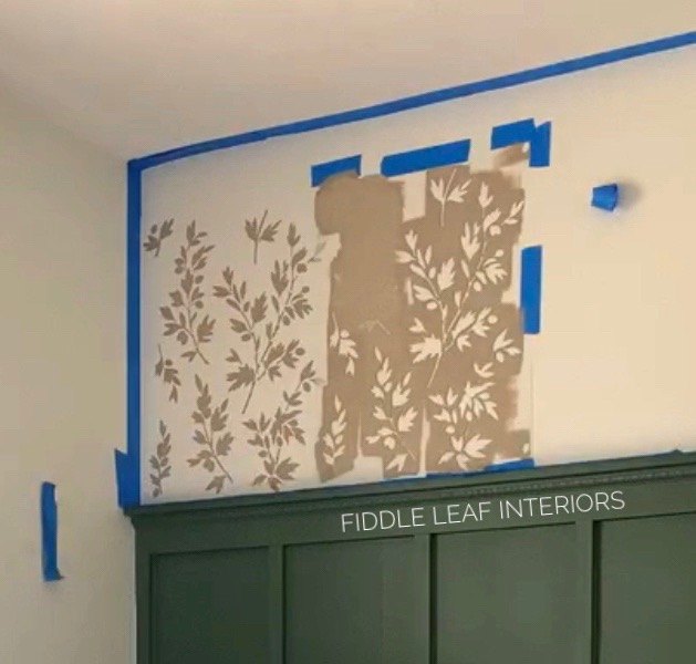 tutorial de estncil papel falso em paredes texturizadas