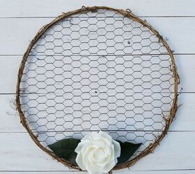 wreath week chicken wire hoop with removable magnetic cutout