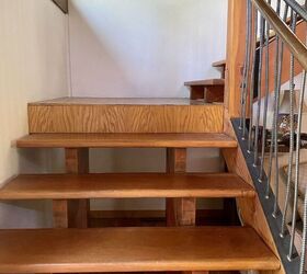 Her simple $60 update made this blah staircase so beautiful