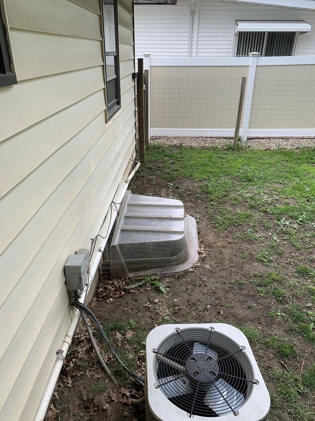 yard slopes towards house causes flooding iowa