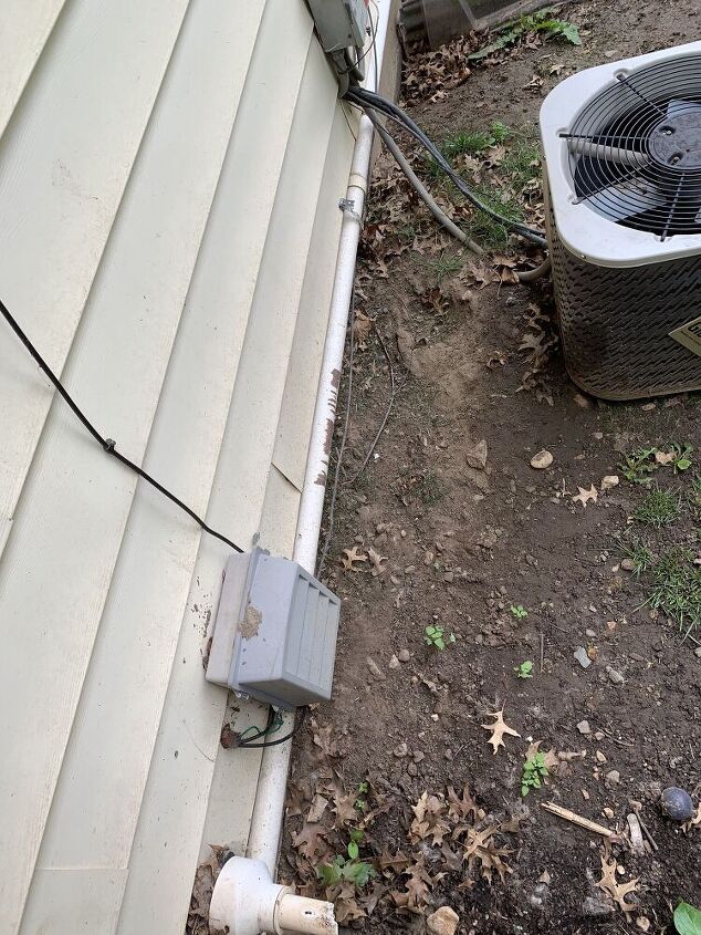 yard slopes towards house causes flooding iowa