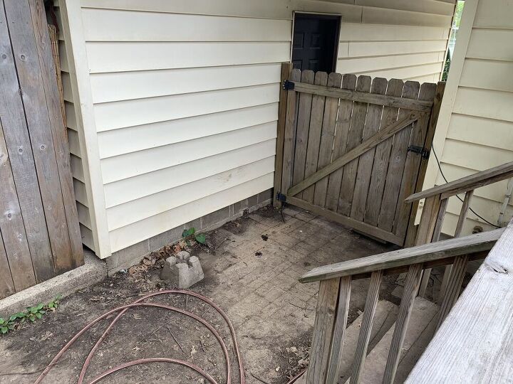 yard slopes towards house causes flooding iowa