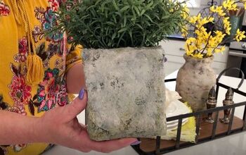 Convierte un jarrón de la tienda del dólar en una jardinera de piedra falsa envejecida