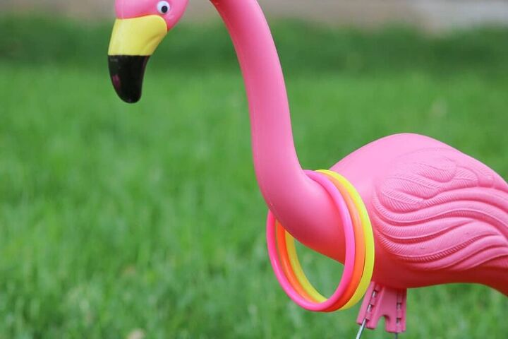 cmo hacer un juego de patio diy flamingo ring toss
