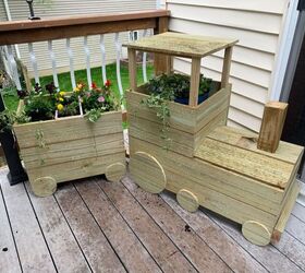 DIY Train Planter From Fence Pickets