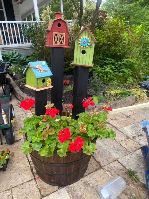 q should i repaint these birdhouses