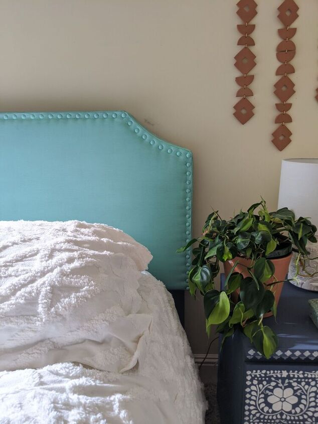 painting an upholstered bed