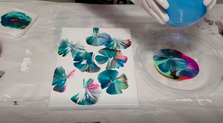 create awesome abstract art with this balloon smash painting, Stamp Some More