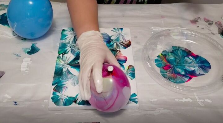 create awesome abstract art with this balloon smash painting, Use a Smaller Balloon