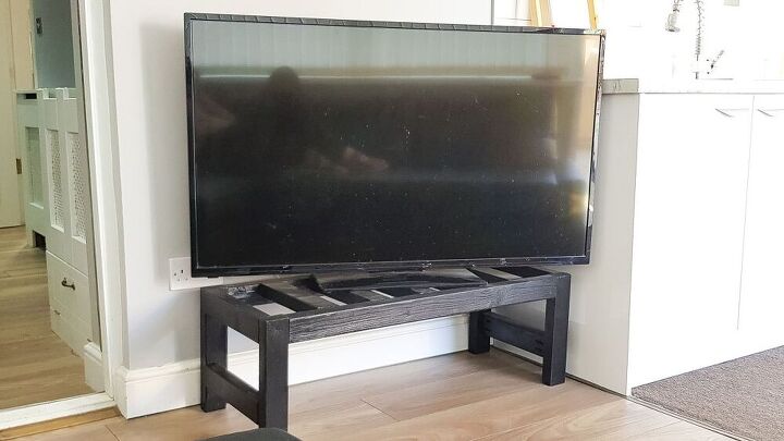 How To Build An Easy Tv Stand From Offcuts Diy Hometalk