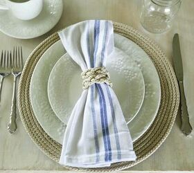 diy farmhouse plate chargers and napkin rings