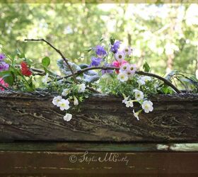 realistic bark texture with caulk and a fork easy flower box makeover