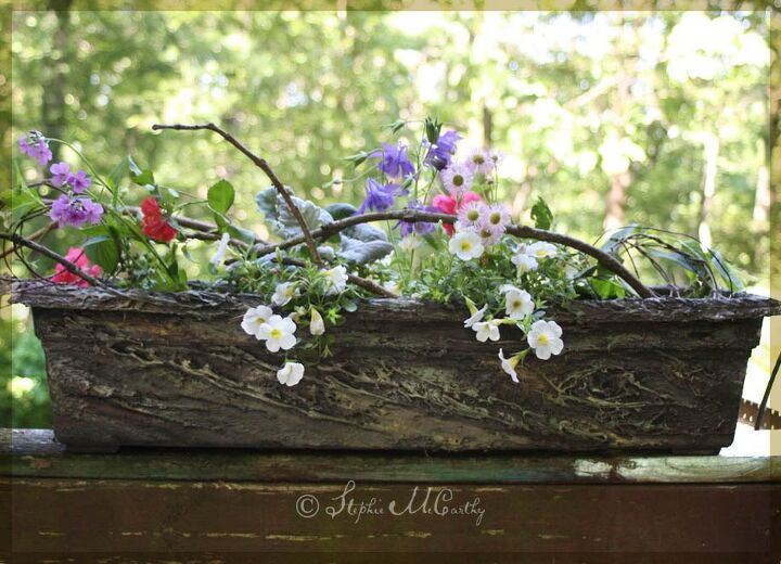 realistic bark texture with caulk and a fork easy flower box makeover