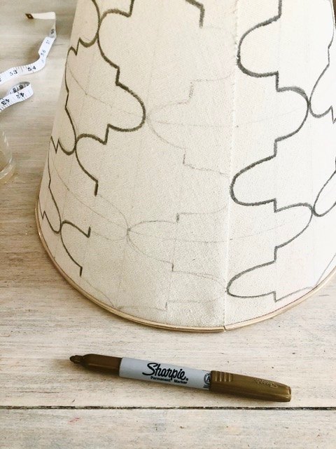 lamp shade makeover, Tracing over the shapes with sharpie