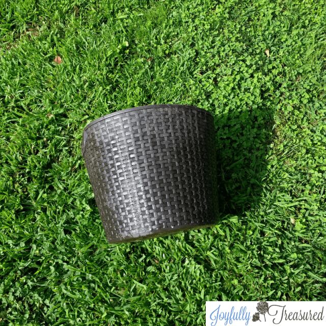 easy DIY Solar Water Fountain