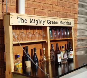 how to make a wall bar using a pallet