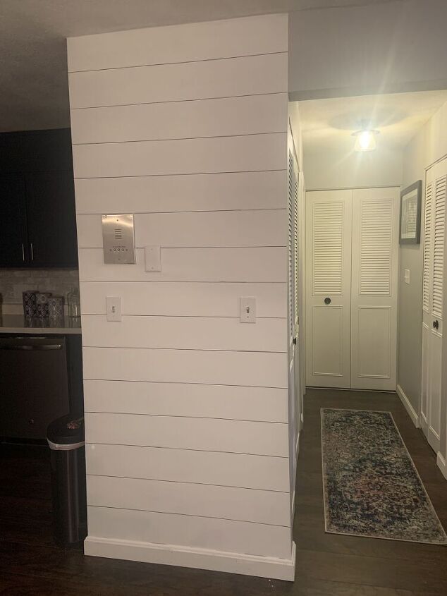 how to transform your plain wall to shiplap for 1