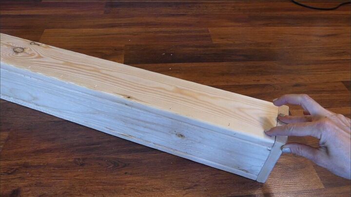 caixa de madeira simples