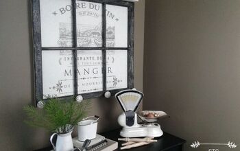 Unique Vintage Window Frame With a Prima Transfer