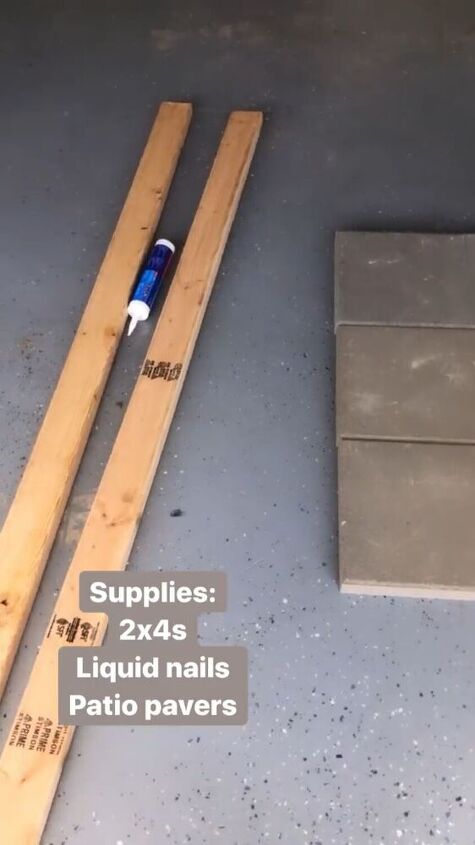 outdoor table using pavers