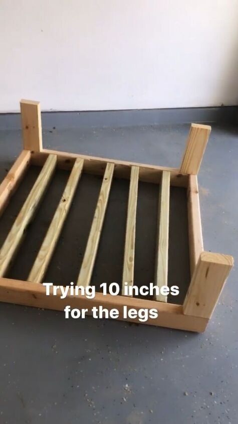 outdoor table using pavers