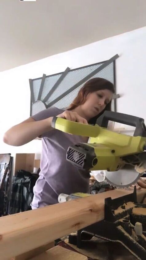 outdoor table using pavers