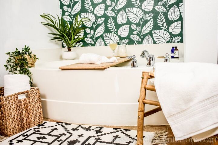 8 stunning wall transformations to inspire your weekend plans, Stencil an accent wall in your bathroom
