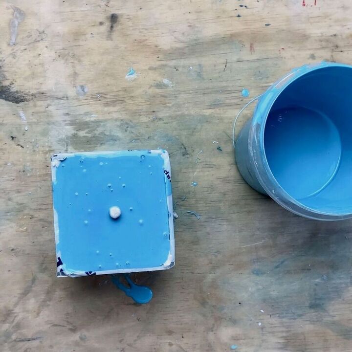 faa um molde de silicone para um pote de cimento texturizado