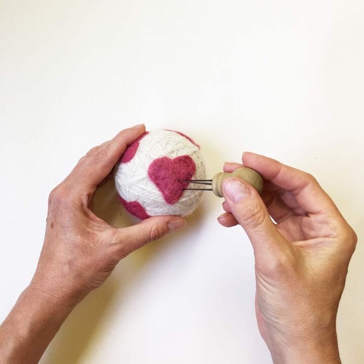 diy dryer balls with needle felted designs