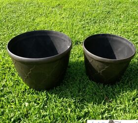 Use a hanger and 2 large planters for this stunning outdoor feature