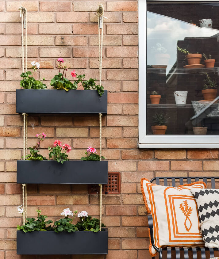 Make Your Front Yard Stand Out With These 15 DIY Planter Box Ideas