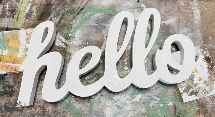 10 farmhouse art wall decor ideas on a budget, Upcycled Thrift Store Wood Frame