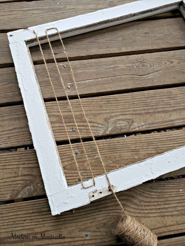 10 farmhouse art wall decor ideas on a budget, Upcycled Old Window