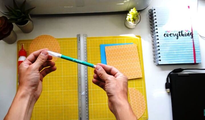 como fazer cartes de papel usando a cricut maker