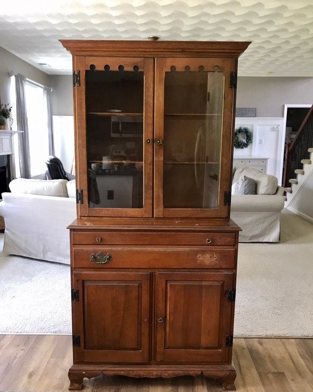 farmhouse hutch makeover