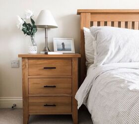 20 affordable ways to turn your bedroom into a space you can relax in, Update your old hardware