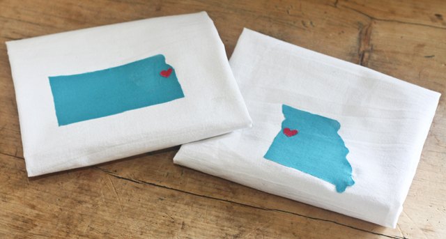 how to make a diy state pride tea towel