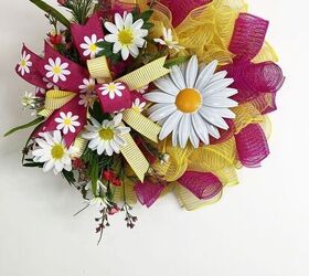 s 12 summer wreaths that will make your front door look so cute, Happy Daisy Wreath