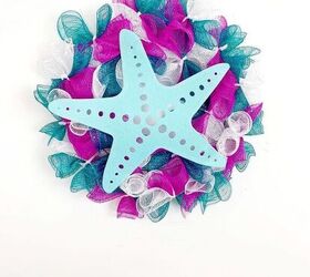 s 12 summer wreaths that will make your front door look so cute, Starfish Beach Wreath