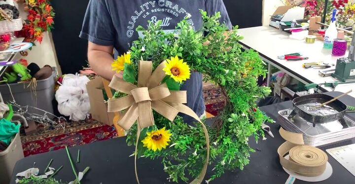 burlap sunflower wreath, DIY Sunflower Wreath