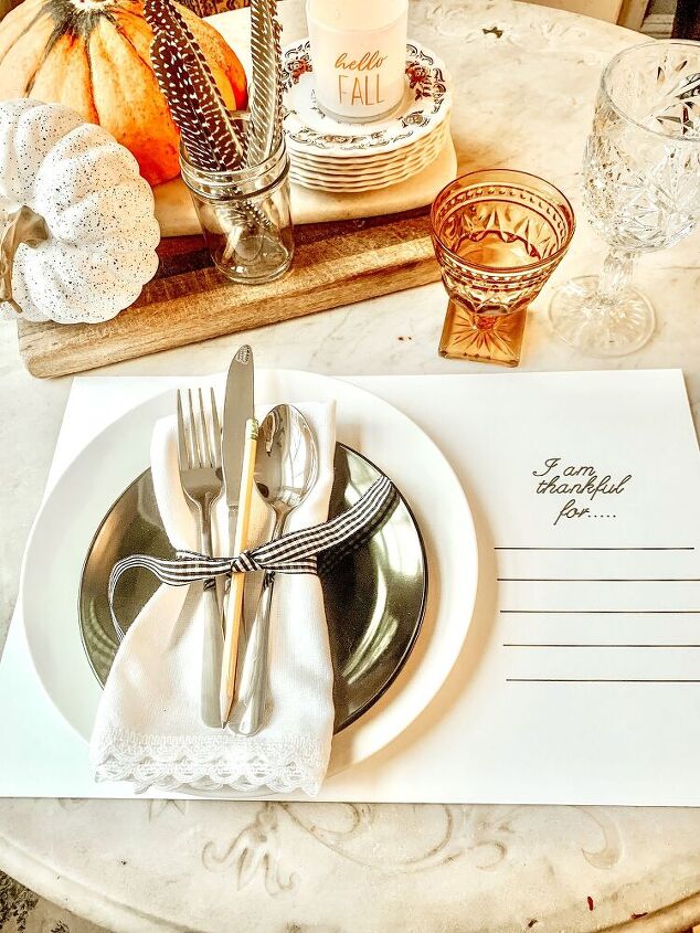 s we are thankful for these beautiful thankgiving diy tablescapes ideas, Thanksgiving Table Settings and a DiY Placema