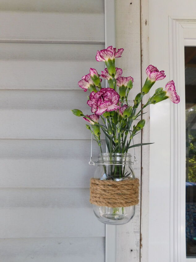 20 pretty things you can make with a glass jar this week, Hanging vases