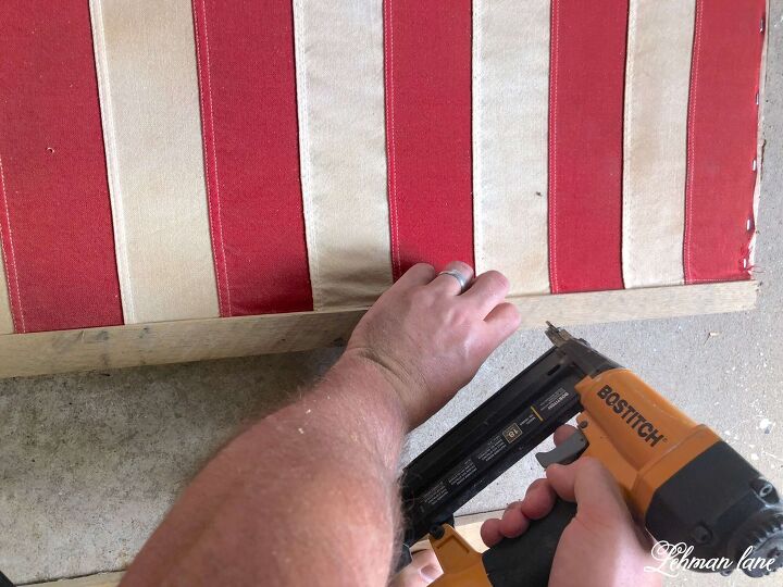 moldura de madeira com bandeira americana faa voc mesmo