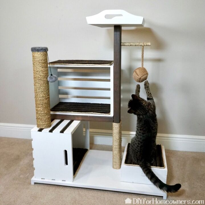 10 coisas super elegantes que voc pode fazer com caixas de madeira simples, Como fazer uma torre de madeira para gatos com armazenamento extra de brinquedos para gatos